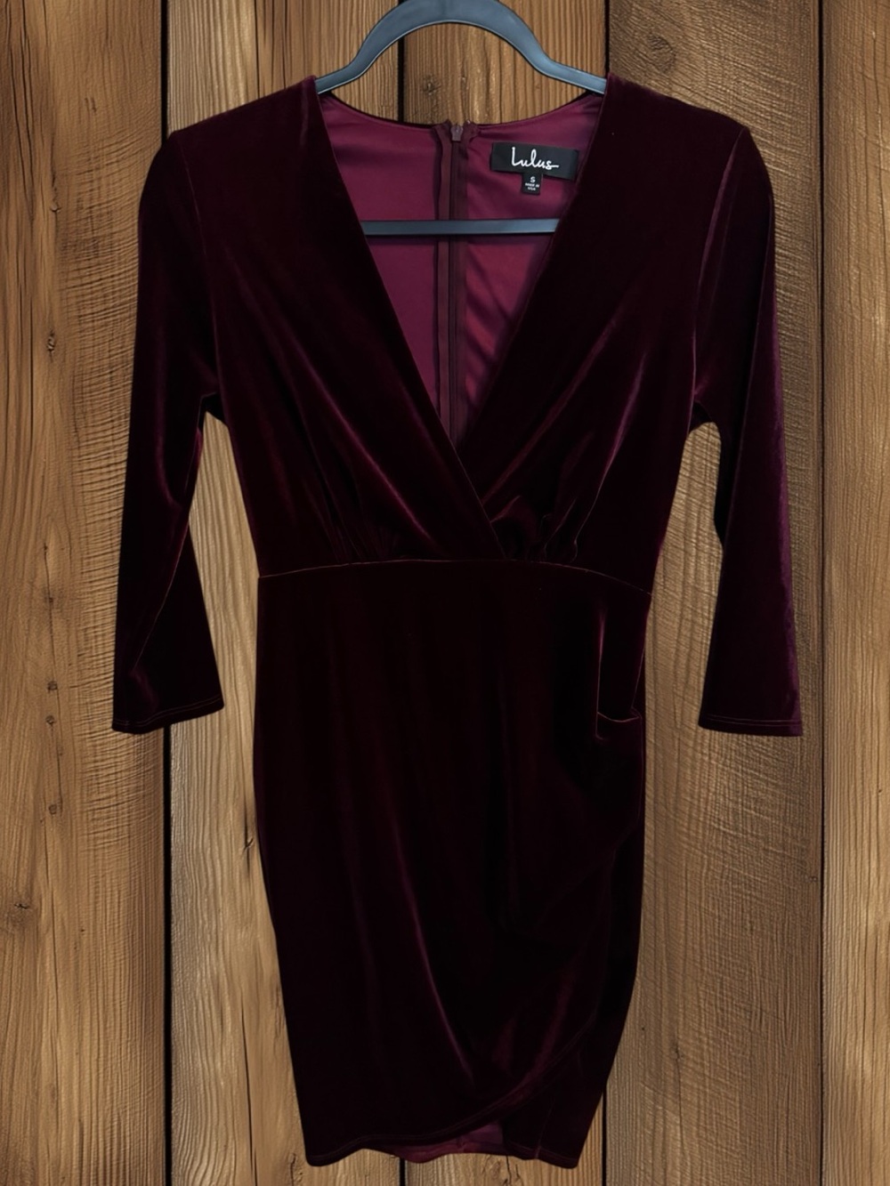 Lulus Anything For You Burgundy Velvet Bodycon V-Neck Mini Dress Size Small NWT - Picture 8 of 11